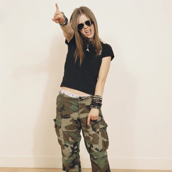 avril lavigne costume